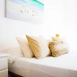 Asana Surf House *