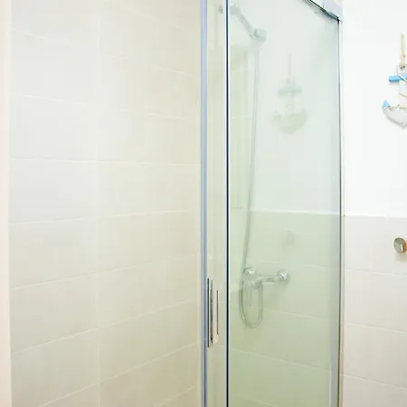 Asana Surf House דירה *