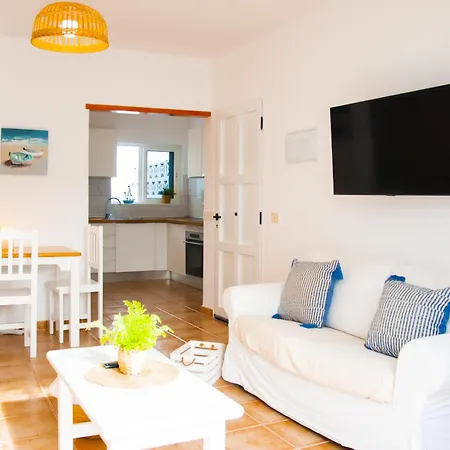 Asana Surf House Famara