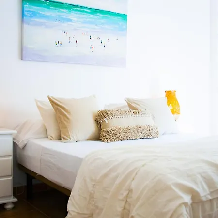 Asana Surf House Famara