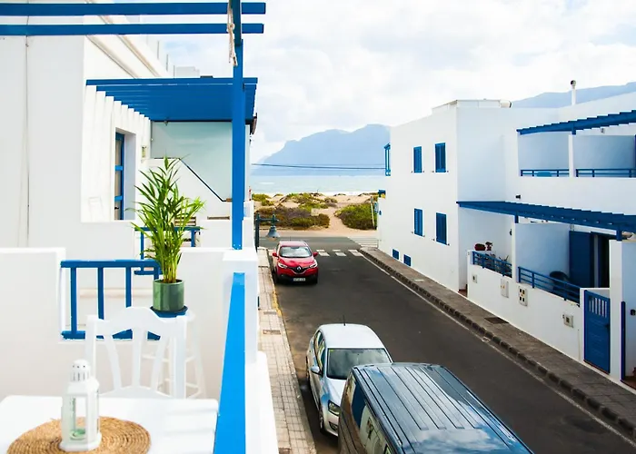 Asana Surf House Apartamento Famara